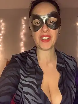 massagistahotbrunette online show from 03/23/26, 09:52