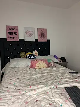 LoliitaBennett online show from 03/24/26, 03:44