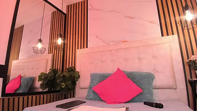 Carlotta de velour online show from 02/28/26, 11:06