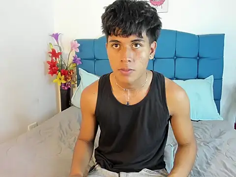 Valentino Lane online show from 01/13/26, 02:28