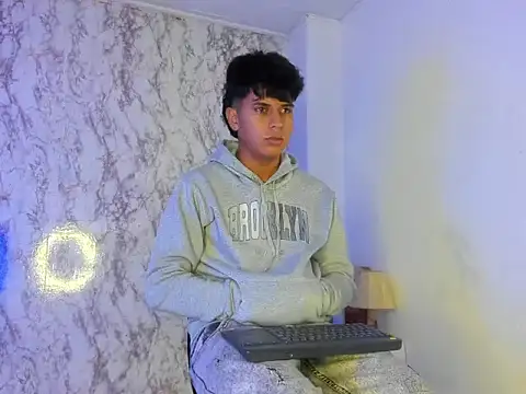 Valentino Lane online show from 02/10/26, 05:55