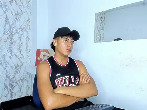 Valentino Lane online show from 02/13/26, 02:07