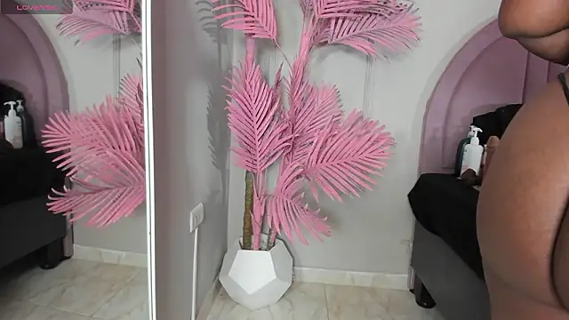 Tamaramilleer online show from 02/04/26, 05:02