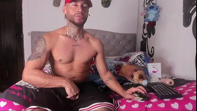 couple-hothot online show from 11/21/25, 10:41