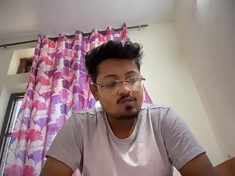 Your yash2 online show from 11/06/25, 04:24