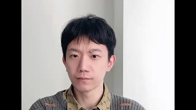 Snapshot of CouplingCry chatting on 11/28/25, 07:55 CouplingCry online show from 11/28/25, 07:55