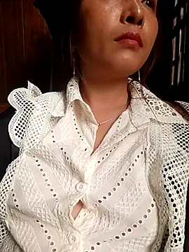 Snapshot of Missa-kute20 chatting on 11/08/25, 02:12 Missa-kute20 online show from 11/08/25, 02:12