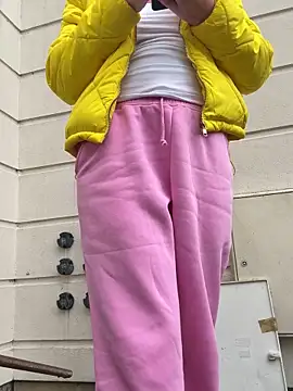 Snapshot of pervimilf chatting on 11/12/25, 02:28 pervimilf online show from 11/12/25, 02:28