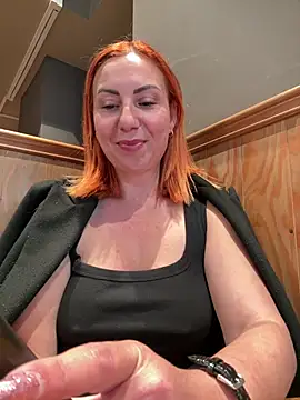 Snapshot of pervimilf chatting on 05/13/26, 10:23 pervimilf online show from 05/13/26, 10:23