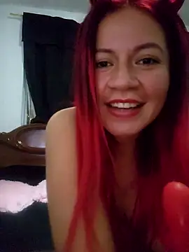 Snapshot of Power_Fire chatting on 11/11/25, 04:45 Power Fire online show from 11/11/25, 04:45