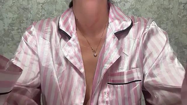 Angelinaa19 online show from 04/09/26, 07:52