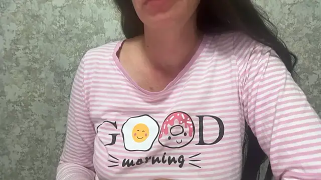 Angelinaa19 online show from 05/06/26, 07:52