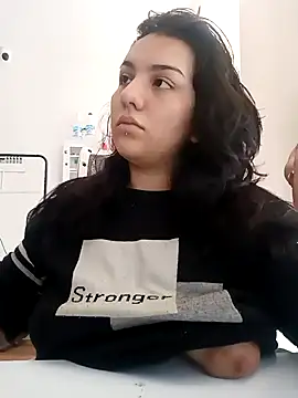 Snapshot of raven_and_jeremy chatting on 11/08/25, 03:34 raven and jeremy online show from 11/08/25, 03:34