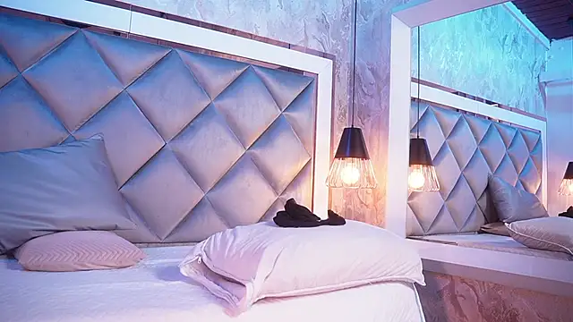 crystal gilton online show from 03/20/26, 07:08