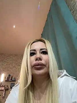 MonnyStef online show from 01/19/26, 02:54