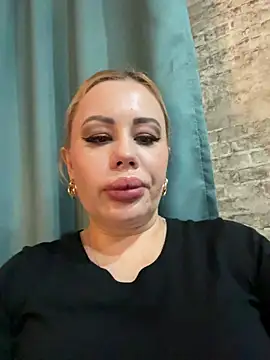 MonnyStef online show from 02/15/26, 09:11