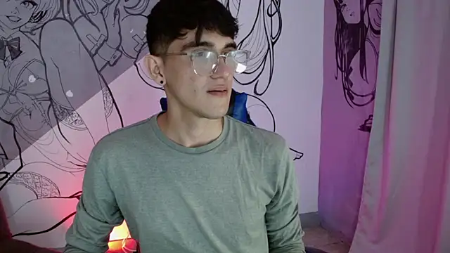 Snapshot of naif_fummy1 chatting on 11/08/25, 12:11 naif fummy1 online show from 11/08/25, 12:11