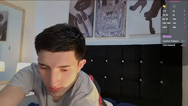 Un Sluttyy online show from 03/12/26, 11:49