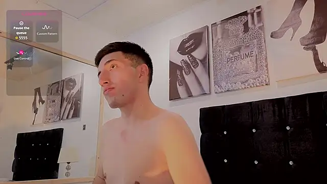 Un Sluttyy online show from 03/26/26, 11:05