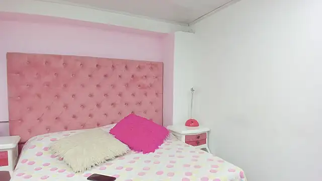 Snapshot of LolaVoss chatting on 12/03/25, 03:03 LolaVoss online show from 12/03/25, 03:03