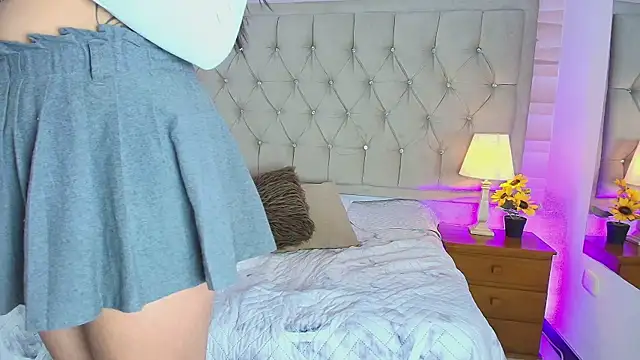 Liathompson FG online show from 12/15/25, 07:40