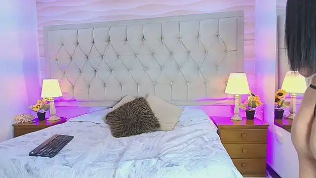 Liathompson FG online show from 12/16/25, 12:43