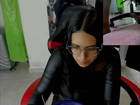 queen findom1 online show from 12/16/25, 02:27