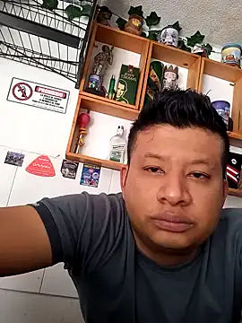 themorenofit08 online show from 02/22/26, 05:44