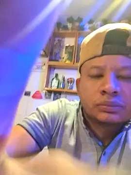 themorenofit08 online show from 05/01/26, 12:37