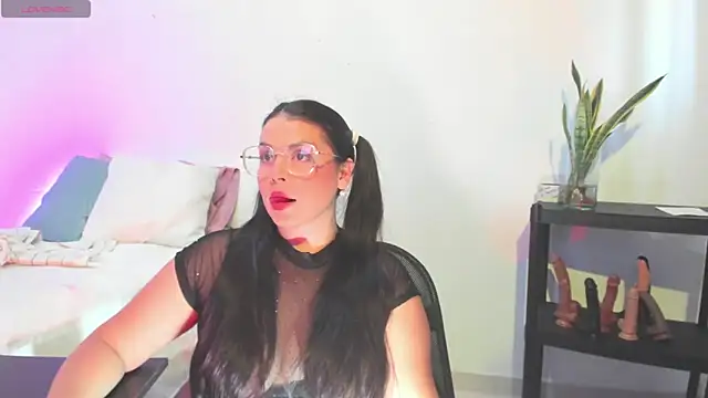  Scarlet sexxx online show from 04/13/26, 08:03