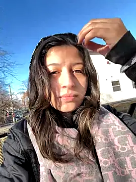 Snapshot of SaintNina chatting on 12/01/25, 06:35 SaintNina online show from 12/01/25, 06:35