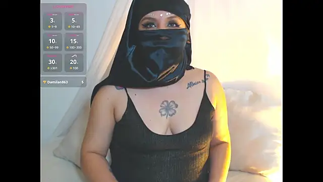 Snapshot of Lailahadi chatting on 11/10/25, 08:41 Lailahadi online show from 11/10/25, 08:41