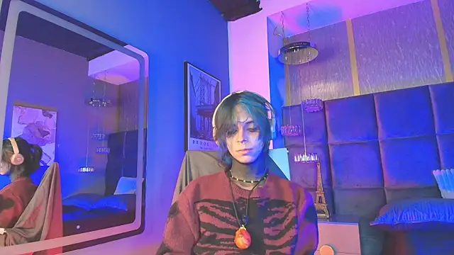 luxiel  online show from 04/16/26, 09:39