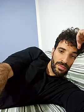 Snapshot of Pinosce6 chatting on 11/09/25, 06:28 Pinosce6 online show from 11/09/25, 06:28