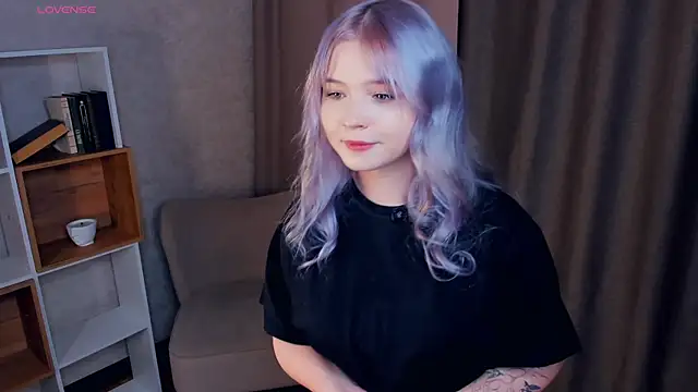 Snapshot of DonnetteShaban chatting on 11/08/25, 01:22 DonnetteShaban online show from 11/08/25, 01:22