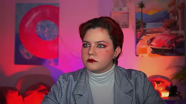 Snapshot of VettaAdams chatting on 11/09/25, 12:14 VettaAdams online show from 11/09/25, 12:14