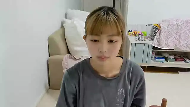  sizuku new online show from 12/20/25, 04:47