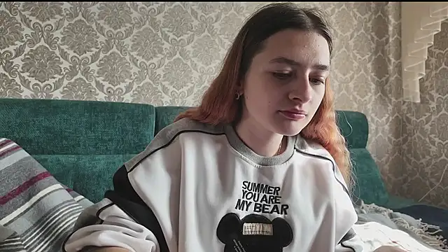 SweetLiaison online show from 04/18/26, 05:55