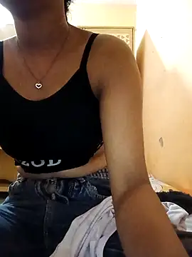 Snapshot of nehal_singh chatting on 11/18/25, 03:45 nehal singh online show from 11/18/25, 03:45