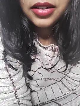 Sexy Divya   online show from 11/30/25, 05:33