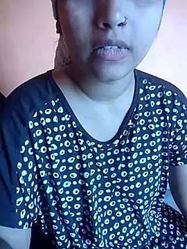 Sexy Divya   online show from 05/18/26, 05:35