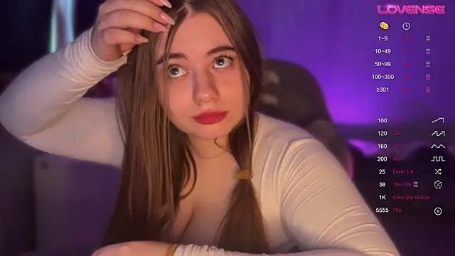 AmeliaMiles online show from 04/19/26, 08:02