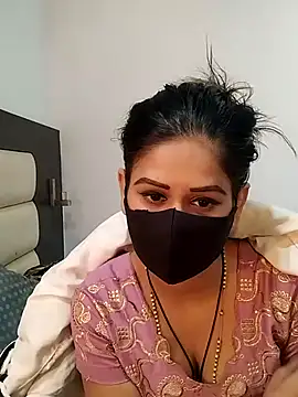 Snapshot of black_and_white_choco chatting on 01/09/26, 07:33 black and white choco online show from 01/09/26, 07:33