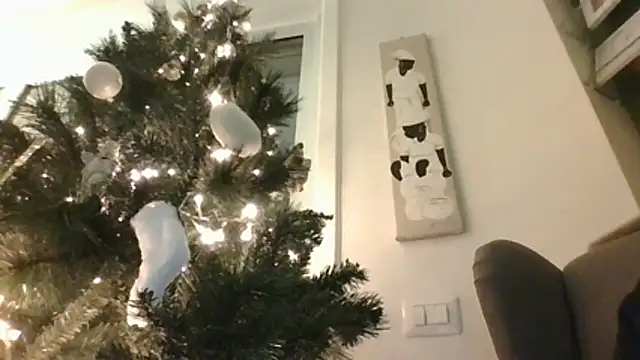 CuteDaddy92 online show from 12/16/25, 09:31