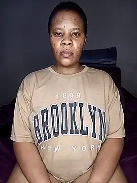 Emmylove-xr25 online show from 02/24/26, 09:35