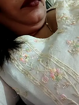 Snapshot of Cutegirl_789 chatting on 11/21/25, 02:38 Cutegirl 789 online show from 11/21/25, 02:38