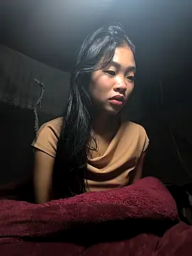 Lynly k2 online show from 01/15/26, 12:48