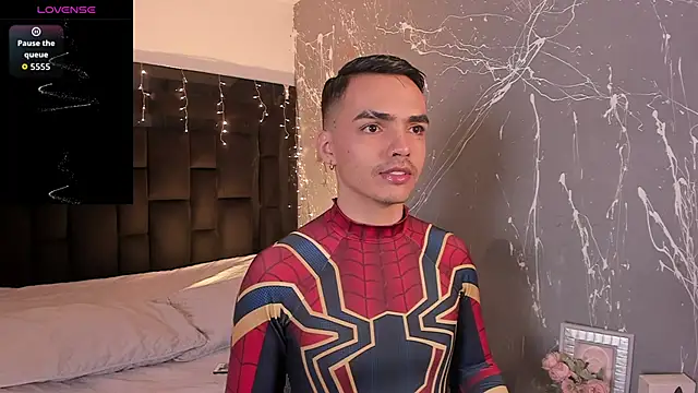 Snapshot of NicoKingg_ chatting on 12/21/25, 03:57 NicoKingg online show from 12/21/25, 03:57