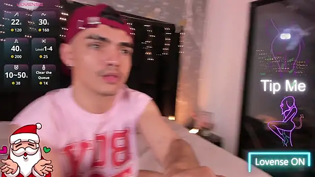 Snapshot of NicoKingg_ chatting on 12/23/25, 05:16 NicoKingg online show from 12/23/25, 05:16