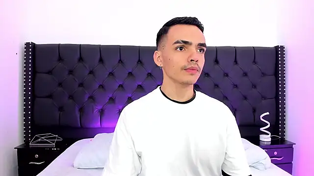 Snapshot of NicoKingg_ chatting on 01/06/26, 11:58 NicoKingg online show from 01/06/26, 11:58